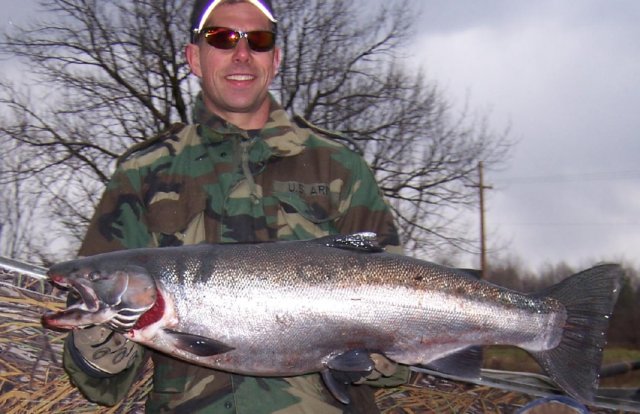 Drift boat steelhead fishing along the Salmon River in Pulaski NY.